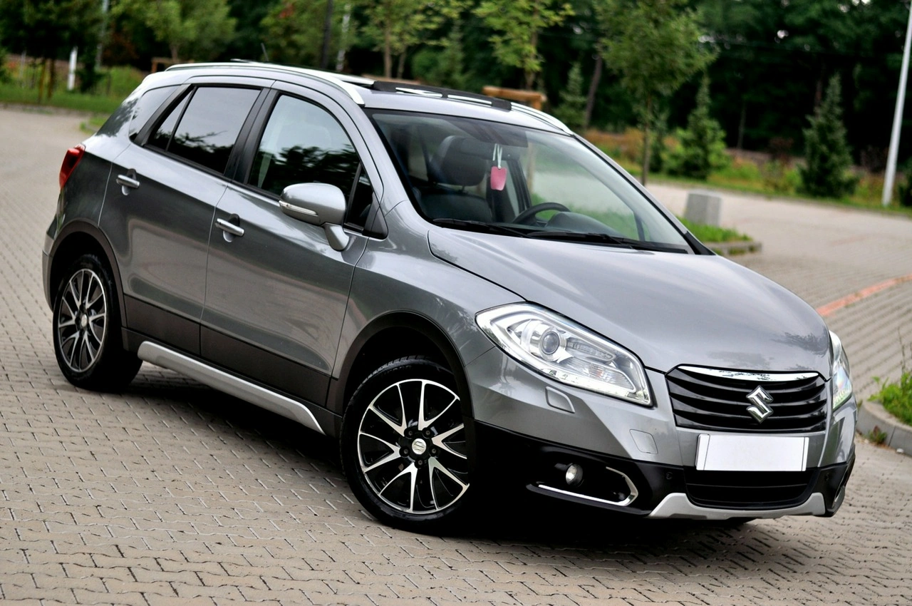 Suzuki SX4 S-Cross - Zdjęcie 24
