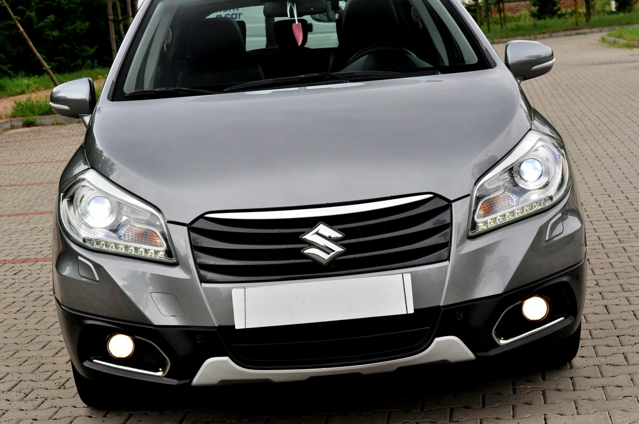 Suzuki SX4 S-Cross - Zdjęcie 27