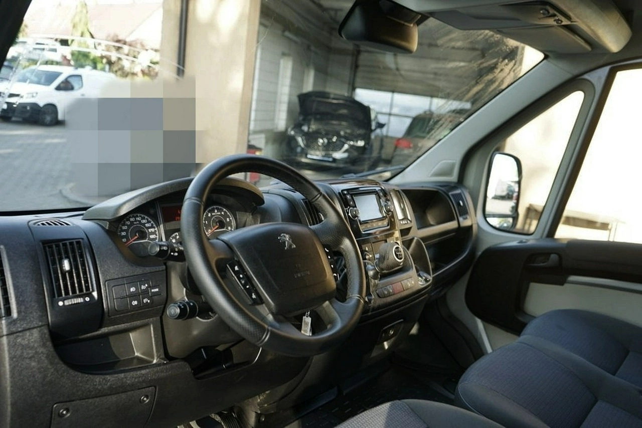 Peugeot Boxer - Zdjęcie 14