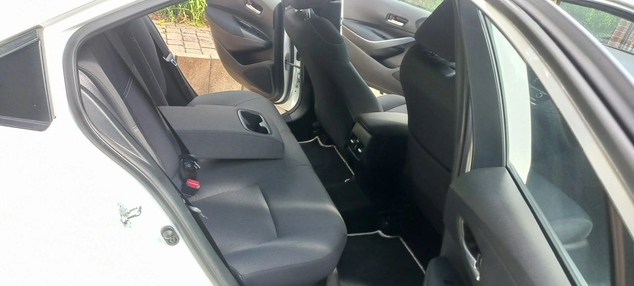 Toyota Corolla - Zdjęcie 12