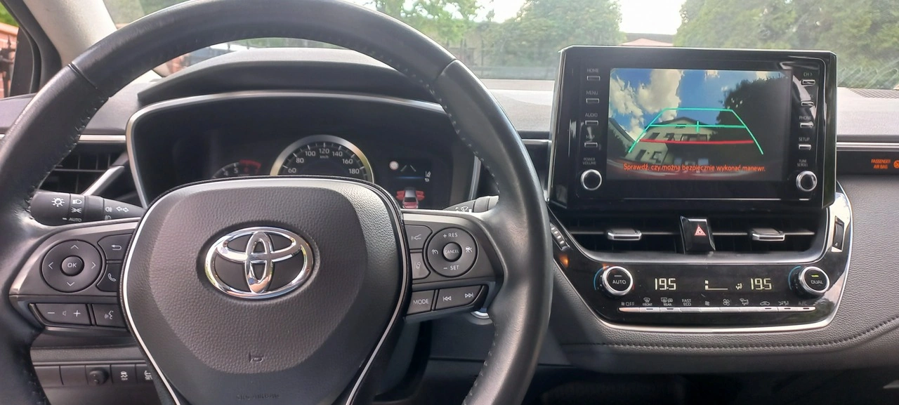 Toyota Corolla - Zdjęcie 8