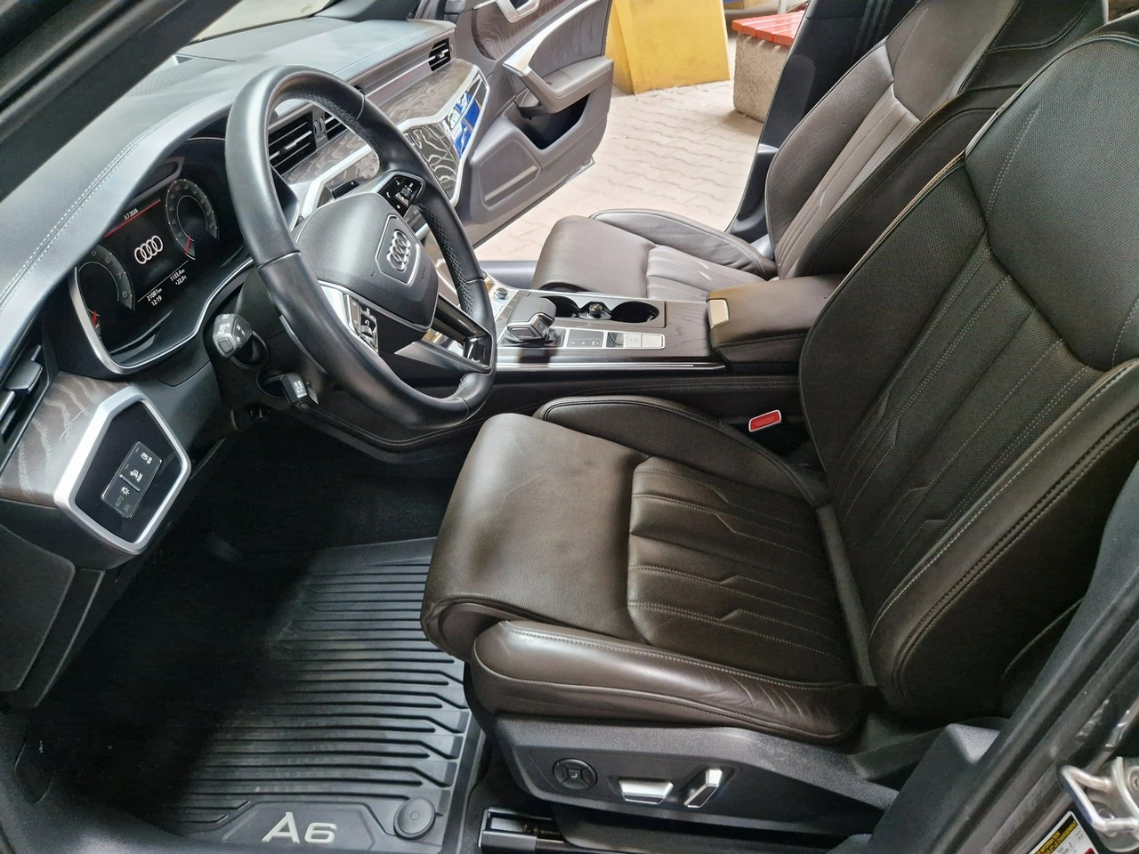 Audi A6 - Zdjęcie 12