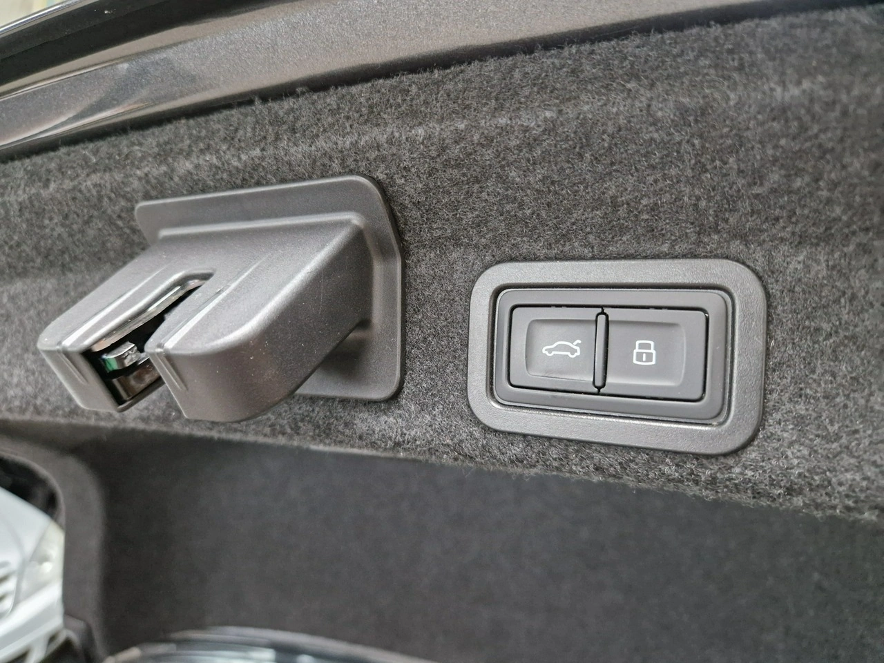 Audi A6 - Zdjęcie 24