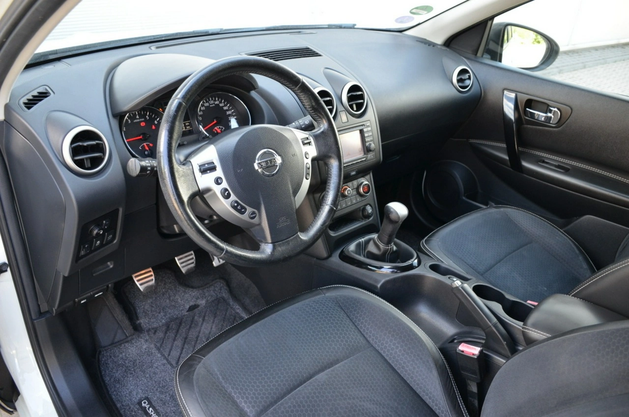 Nissan Qashqai - Zdjęcie 21