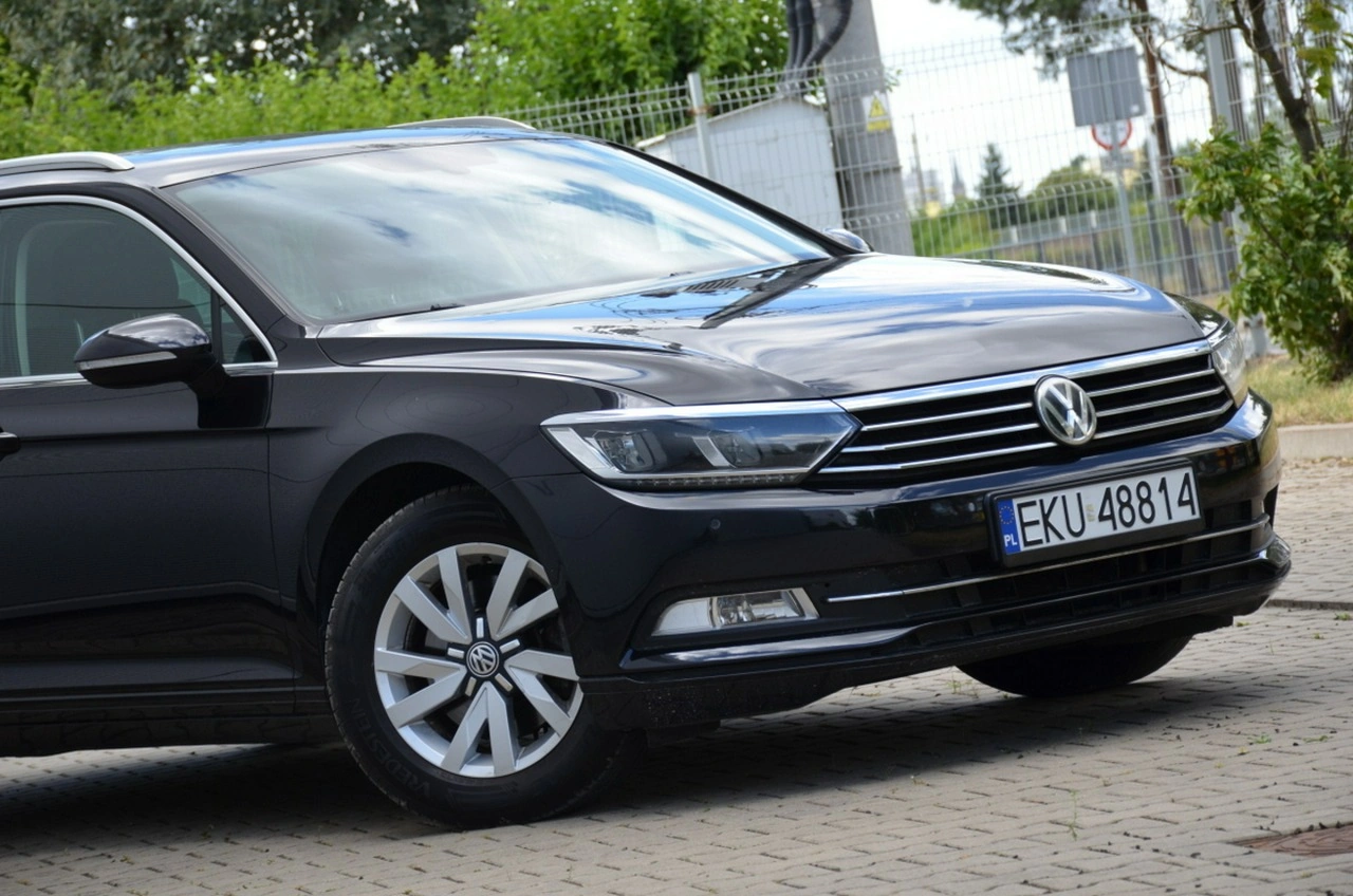 Volkswagen Passat - Zdjęcie 16