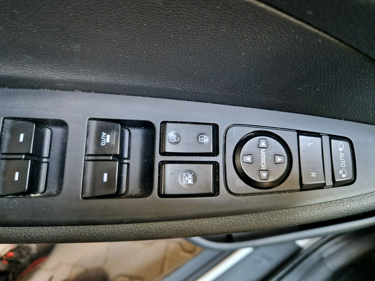 Hyundai Tucson - Zdjęcie 12