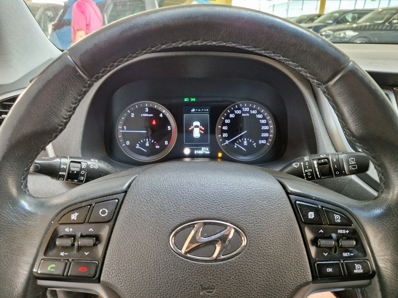 Hyundai Tucson - Zdjęcie 16