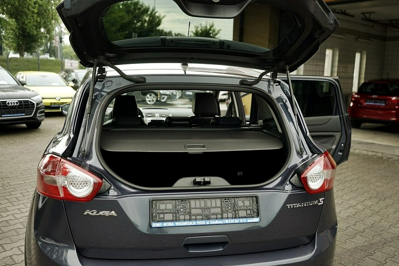 Ford Kuga - Zdjęcie 26
