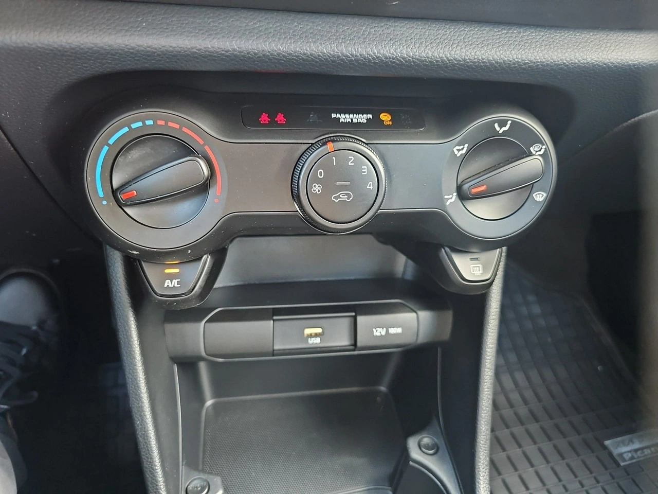 Kia Picanto - Zdjęcie 14