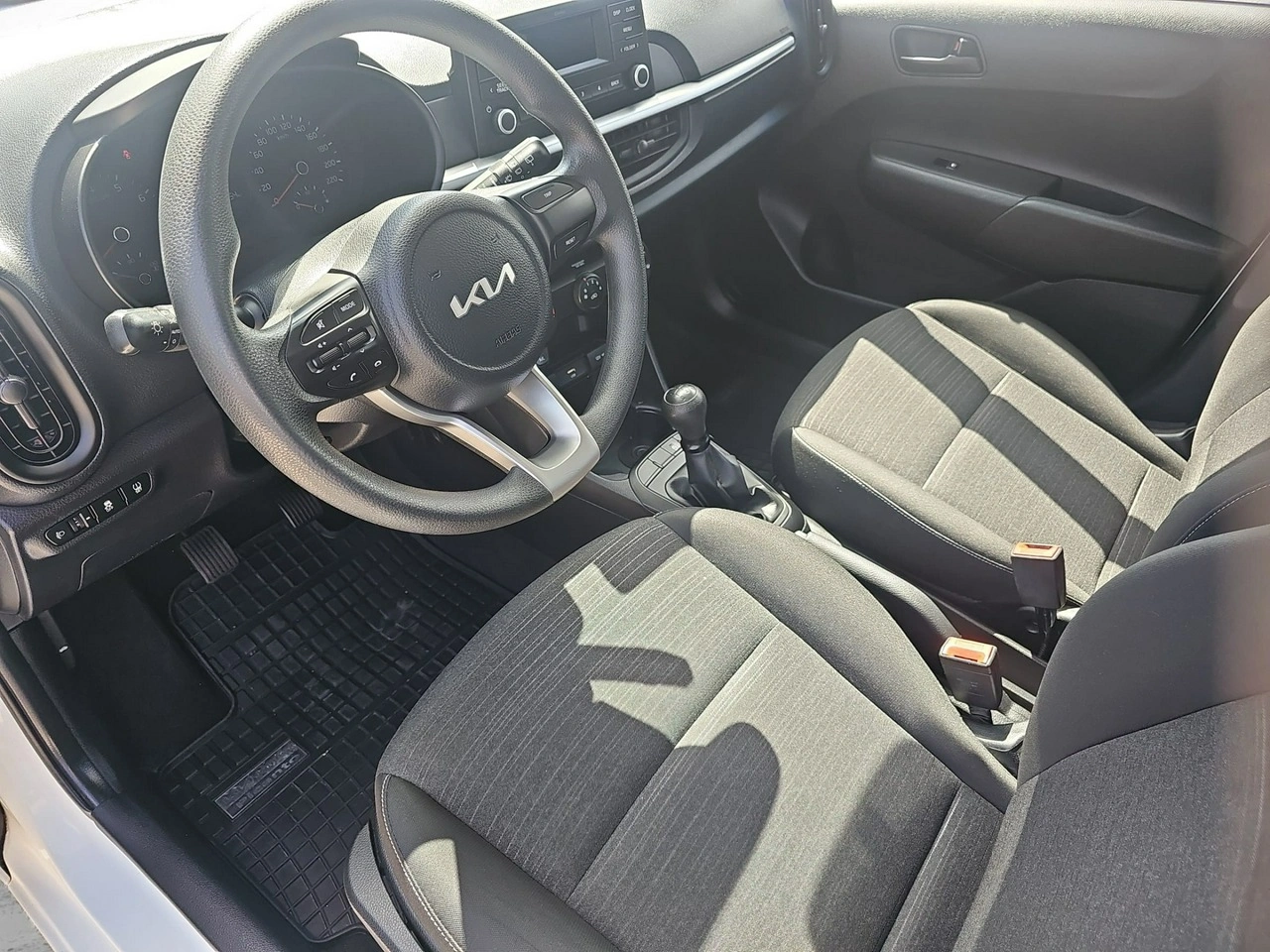Kia Picanto - Zdjęcie 17