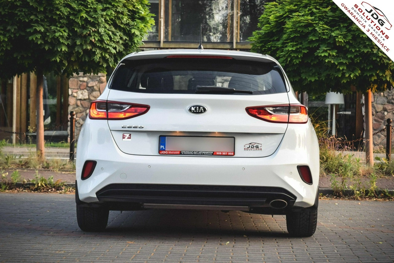 Kia Ceed - Zdjęcie 13