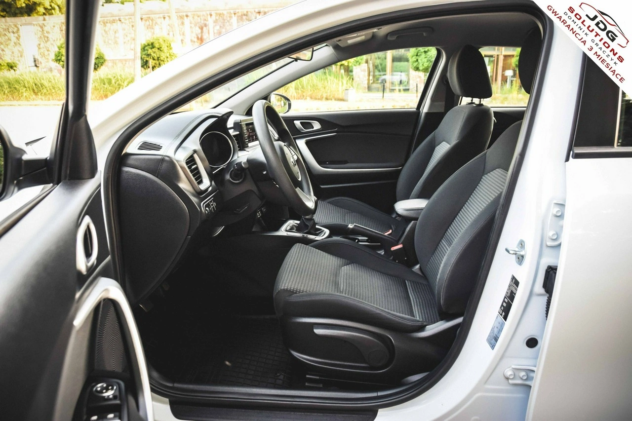 Kia Ceed - Zdjęcie 15