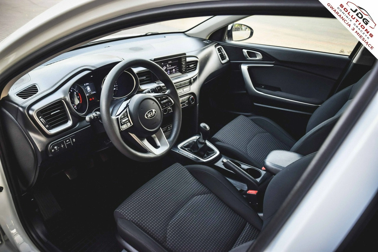 Kia Ceed - Zdjęcie 16