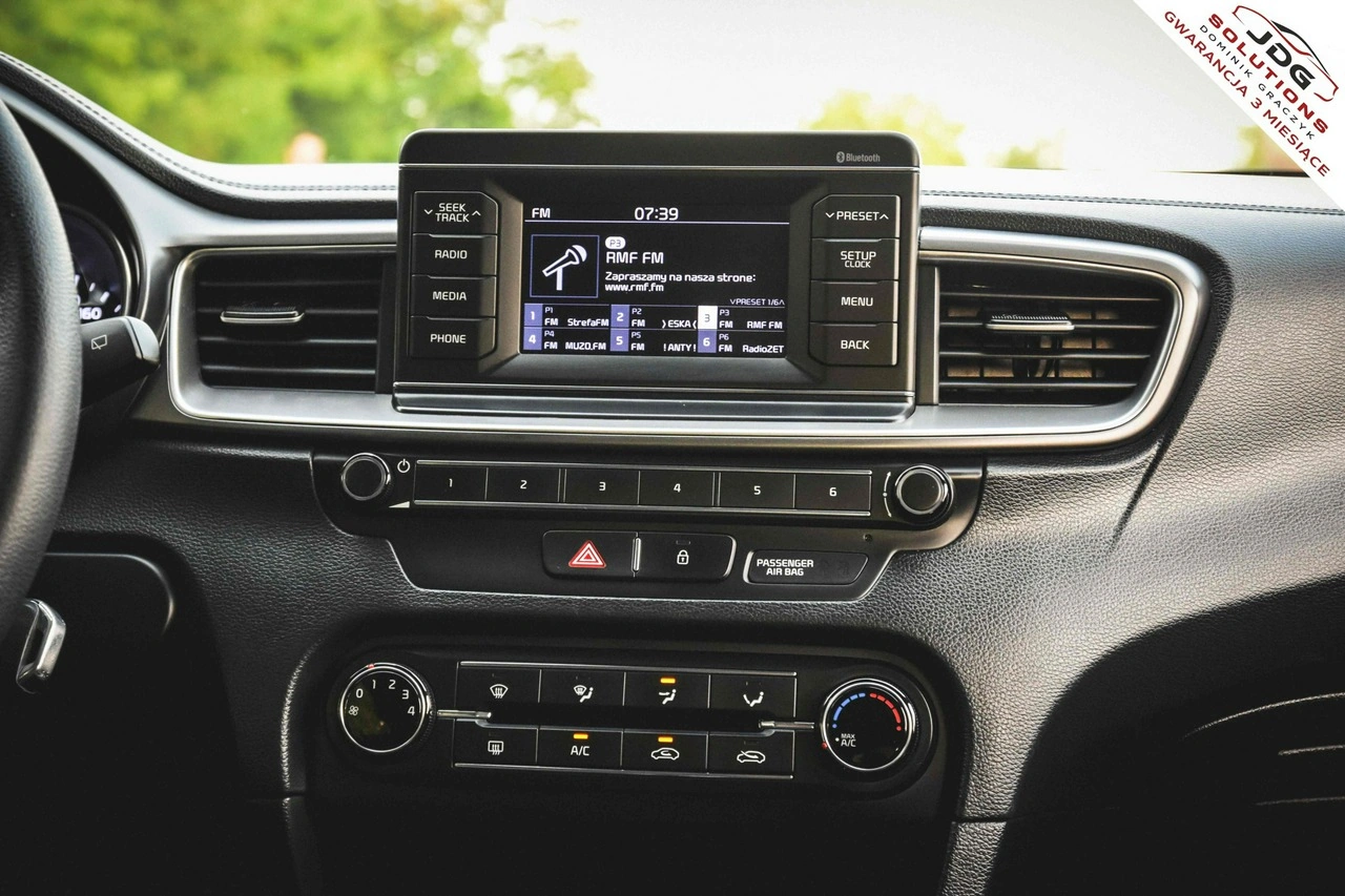 Kia Ceed - Zdjęcie 24