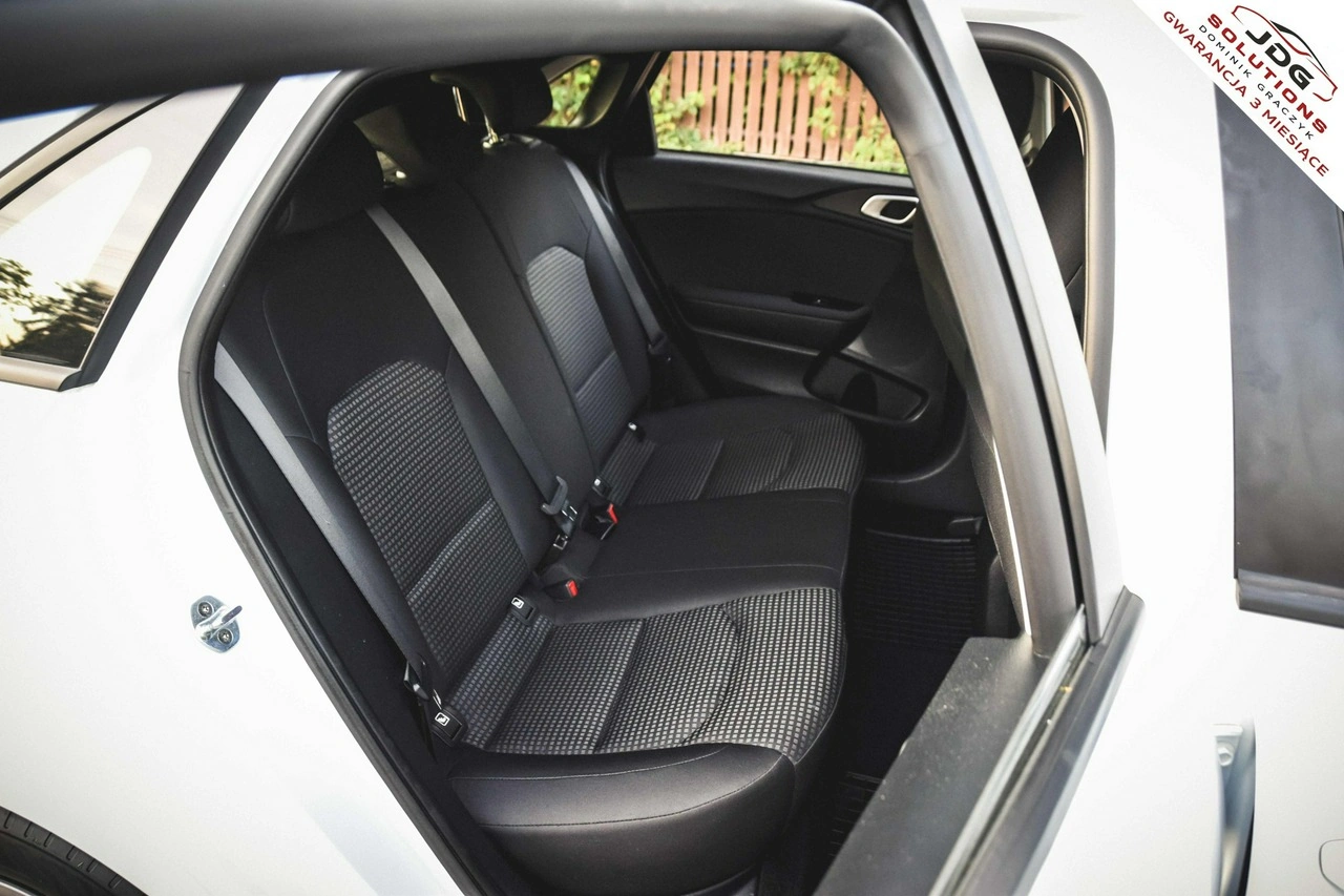 Kia Ceed - Zdjęcie 31
