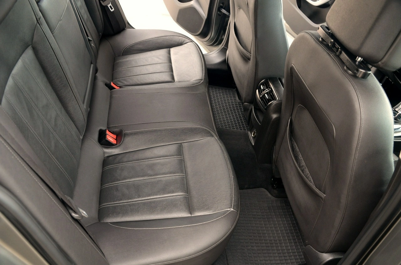 Opel Insignia Sports Tourer - Zdjęcie 16