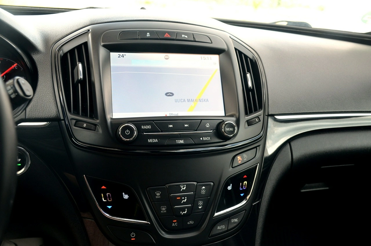 Opel Insignia Sports Tourer - Zdjęcie 21