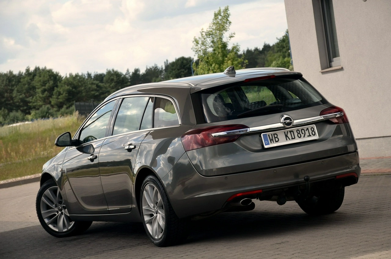 Opel Insignia Sports Tourer - Zdjęcie 6