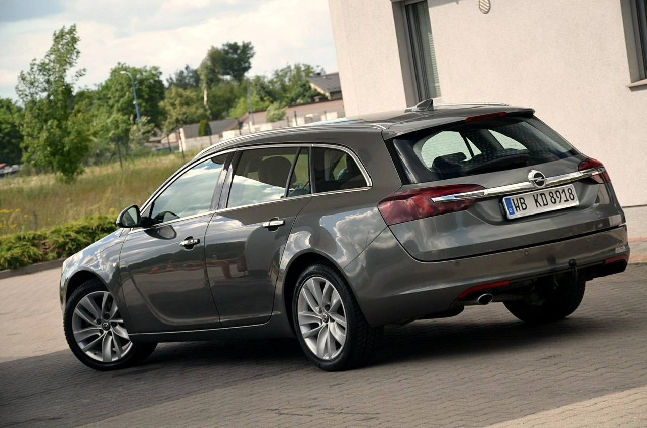 Opel Insignia Sports Tourer - Zdjęcie 8