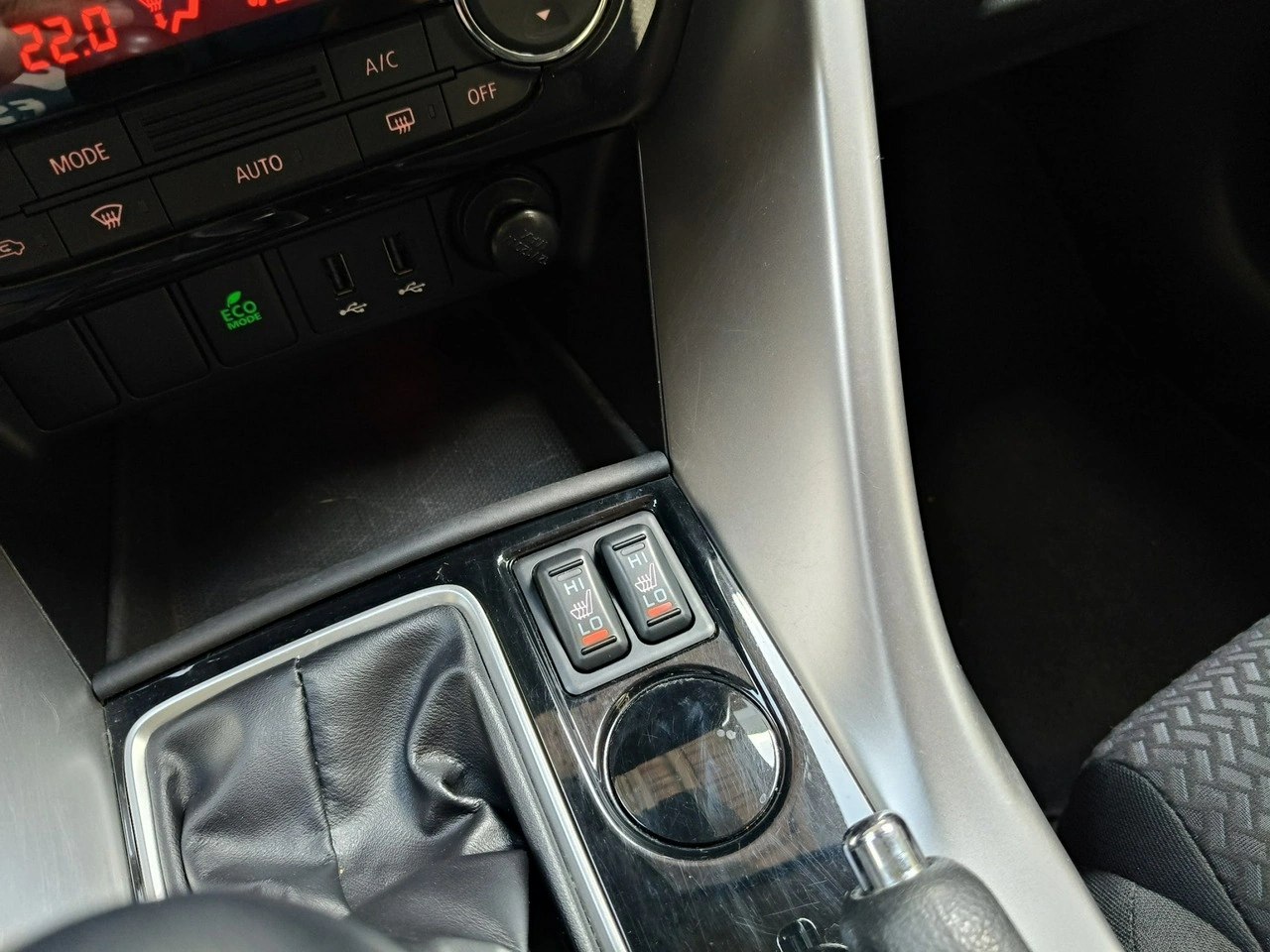 Mitsubishi Eclipse Cross - Zdjęcie 24