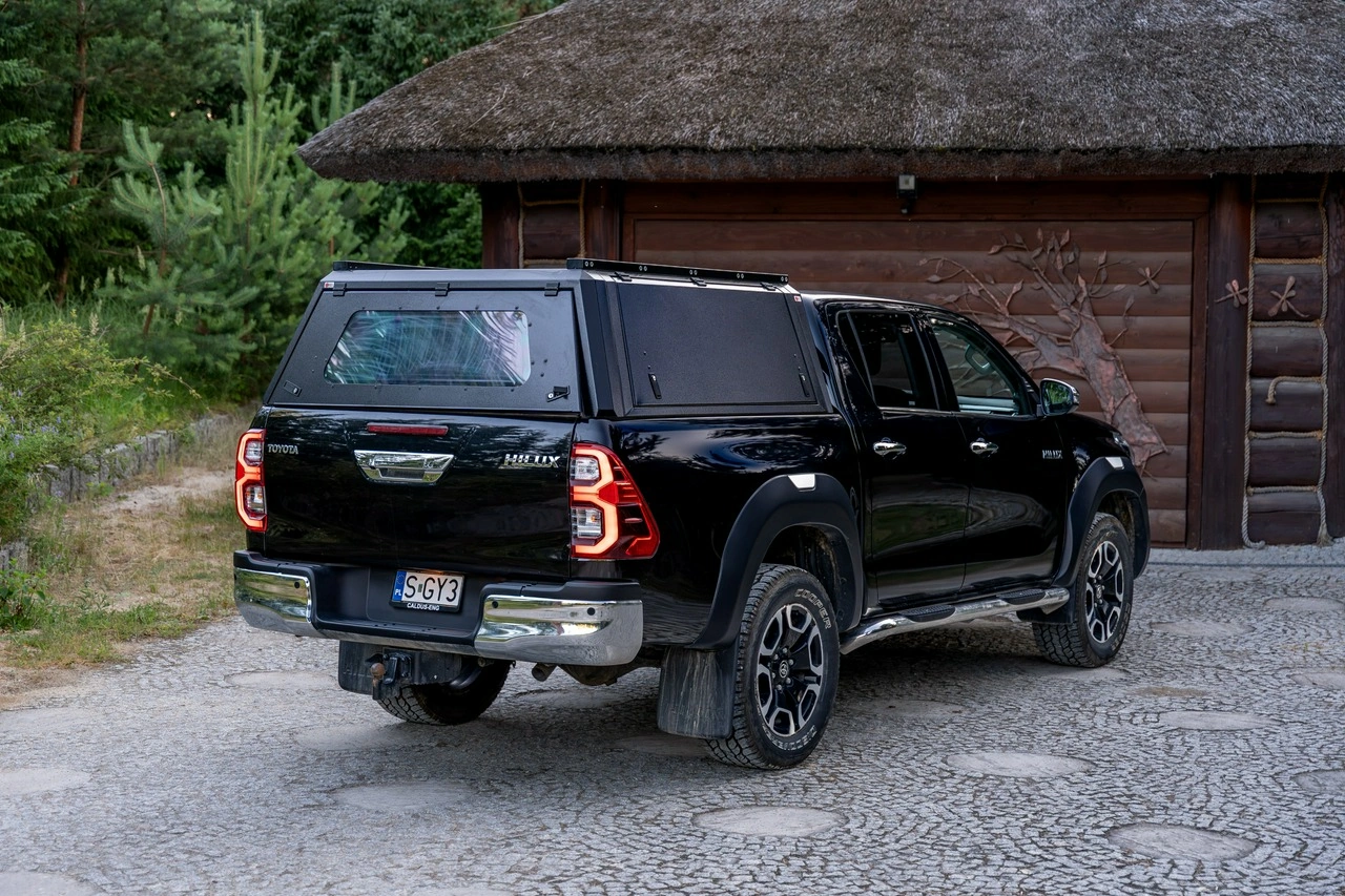 Toyota Hilux - Zdjęcie 19