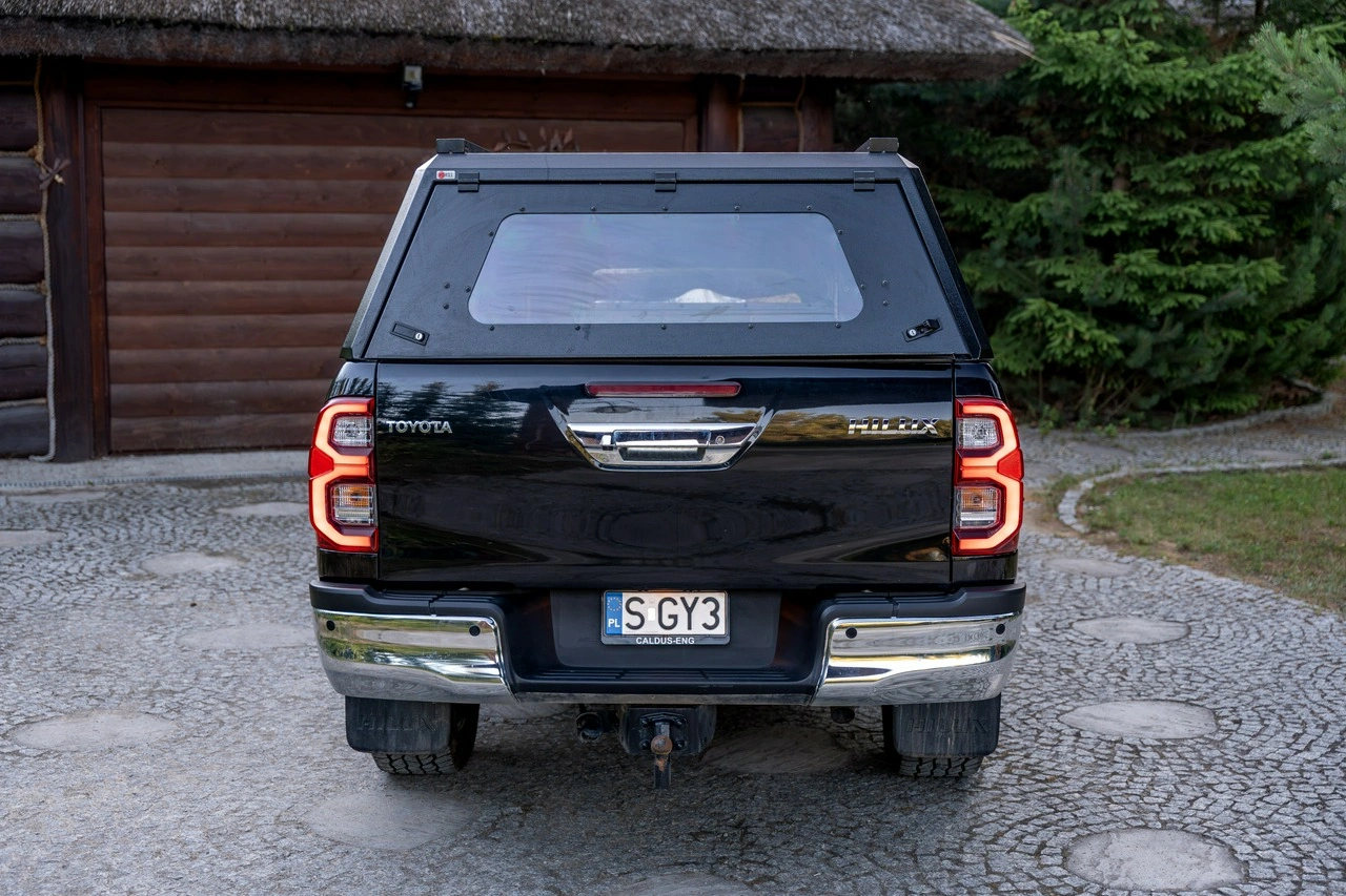 Toyota Hilux - Zdjęcie 21