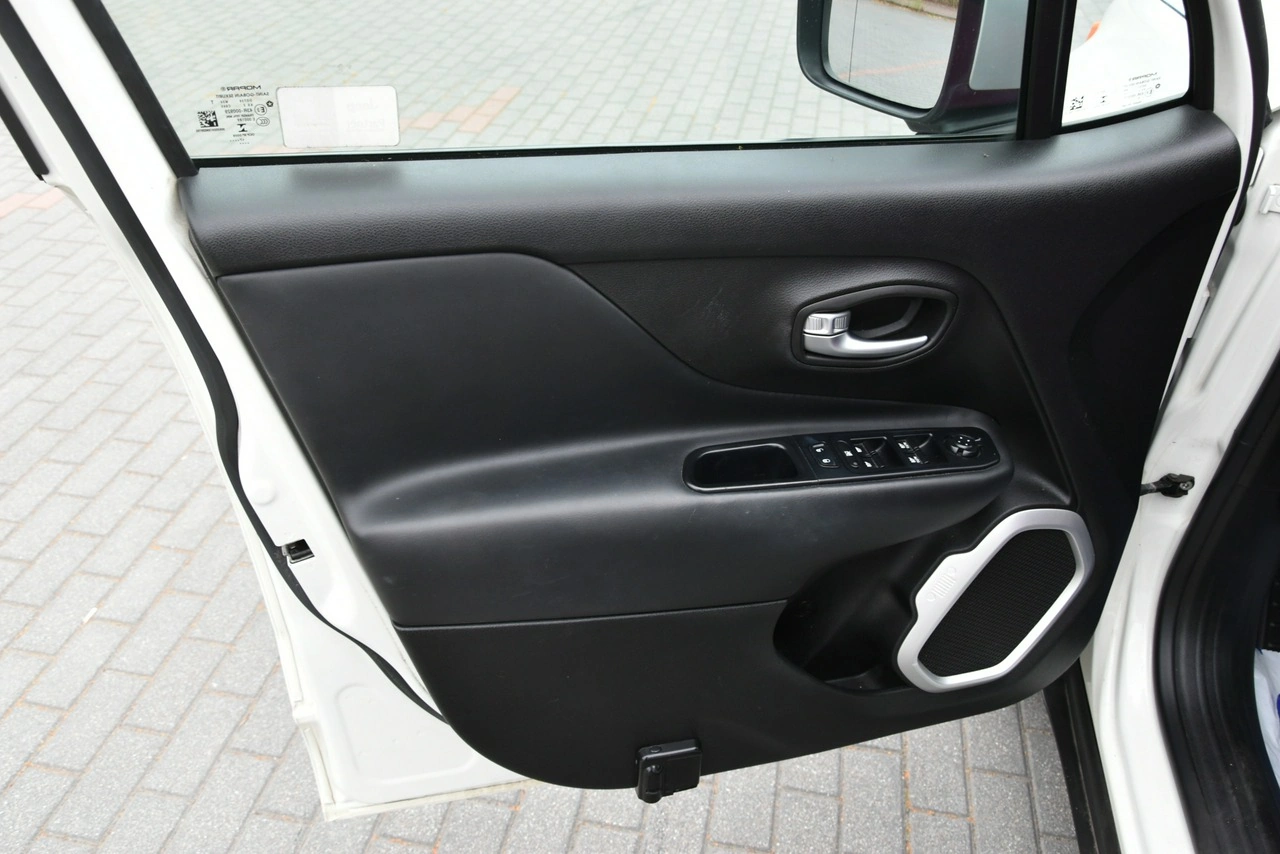 Jeep Renegade - Zdjęcie 22