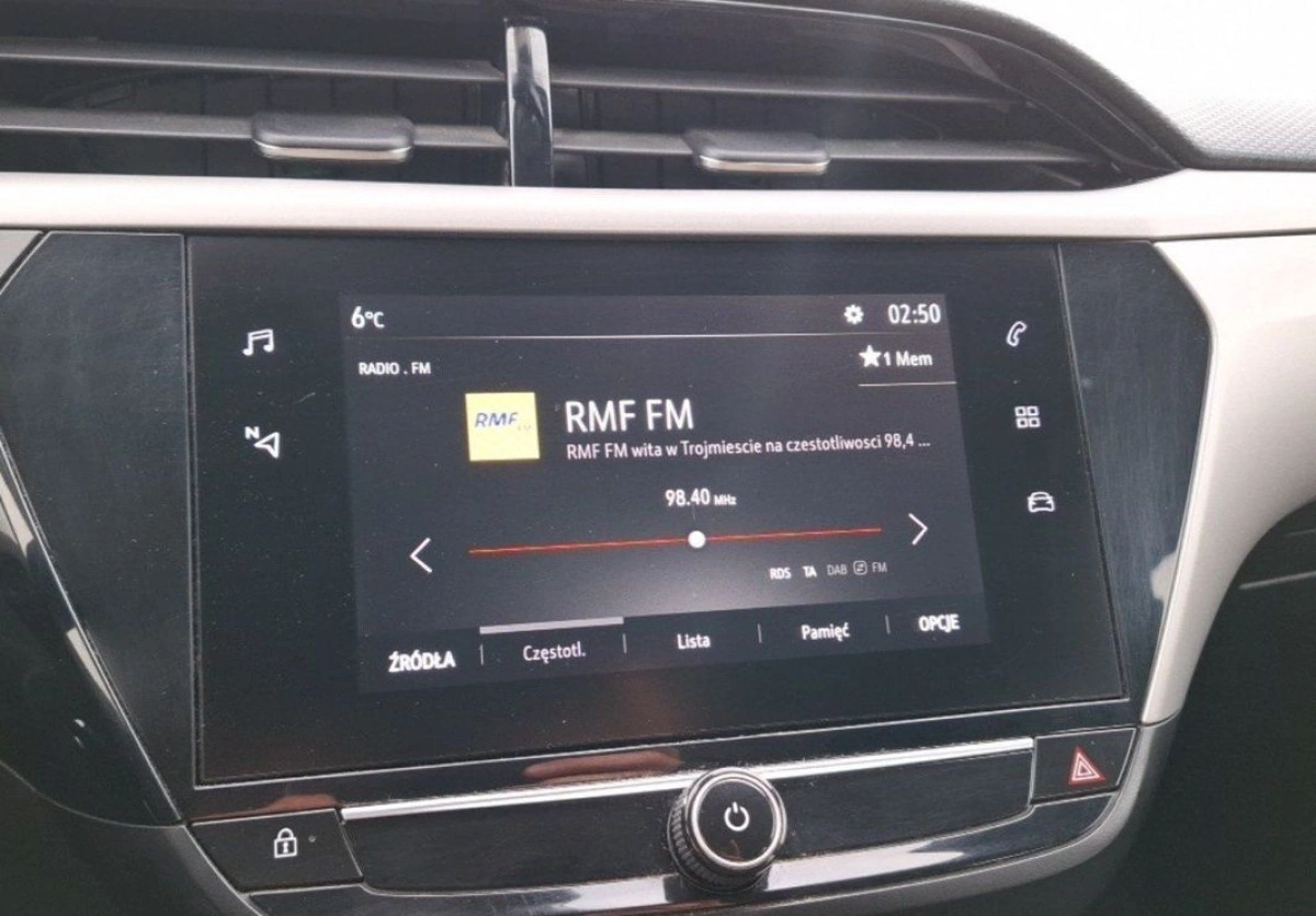 Opel Corsa - Zdjęcie 21