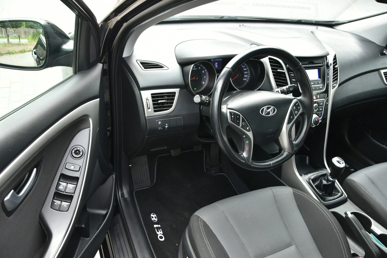 Hyundai i30 - Zdjęcie 16