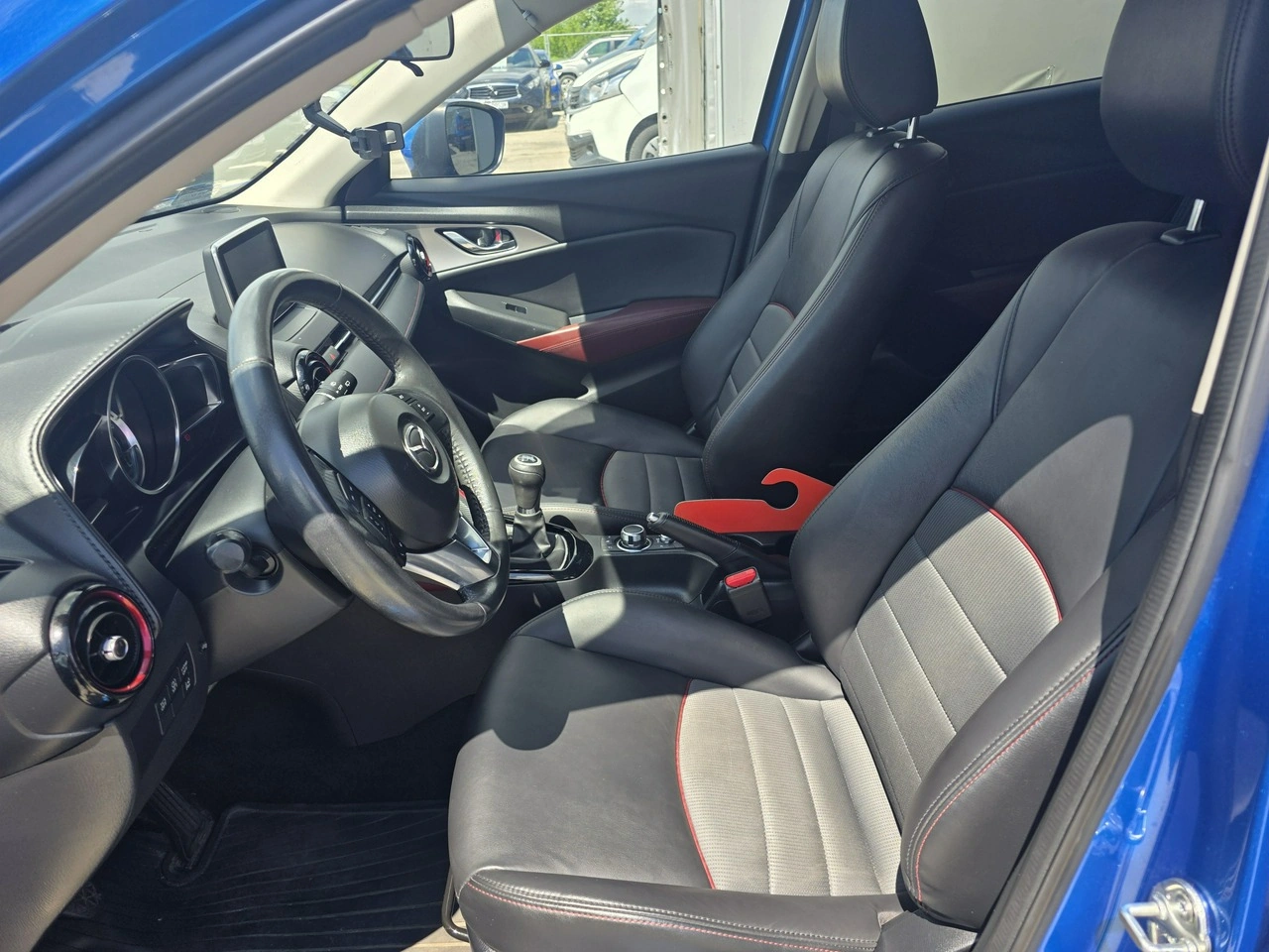 Mazda CX-3 - Zdjęcie 11