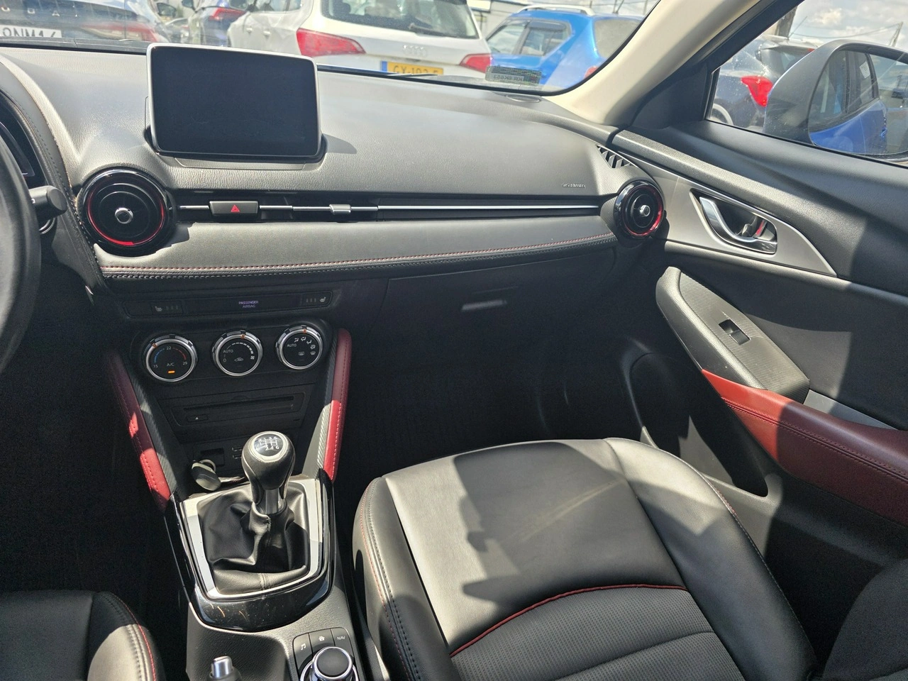 Mazda CX-3 - Zdjęcie 16