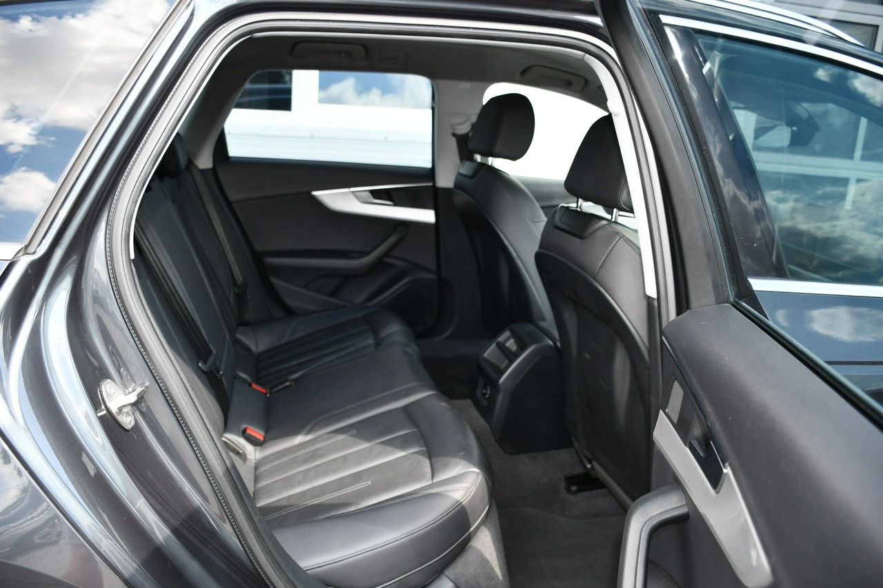 Audi A4 - Zdjęcie 32
