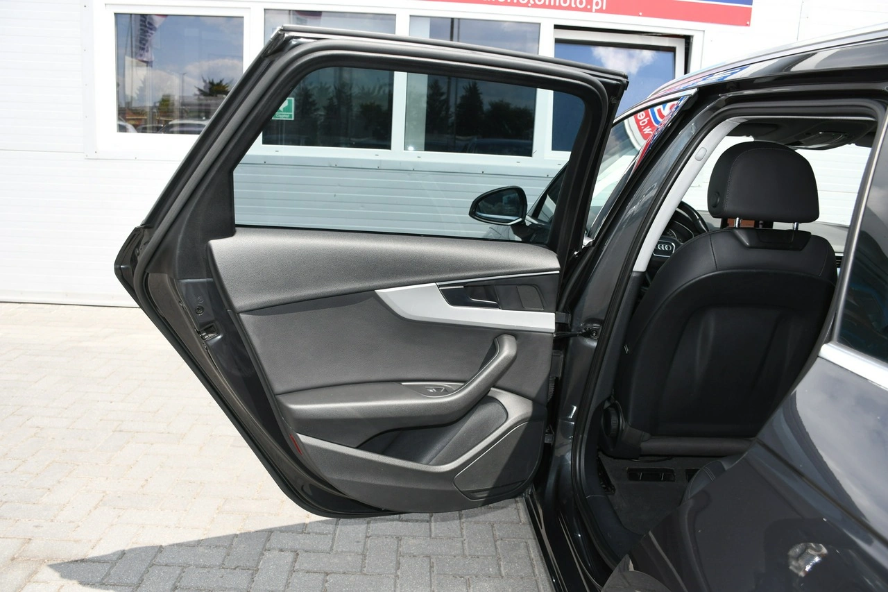 Audi A4 - Zdjęcie 35