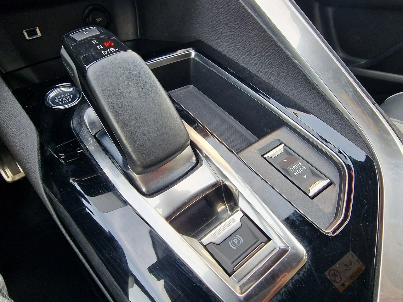 Peugeot 3008 - Zdjęcie 32