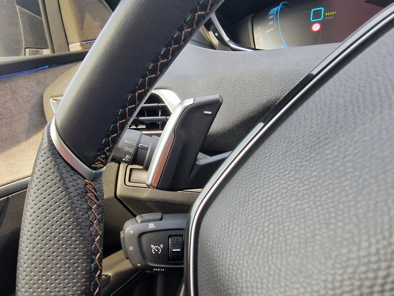 Peugeot 3008 - Zdjęcie 34