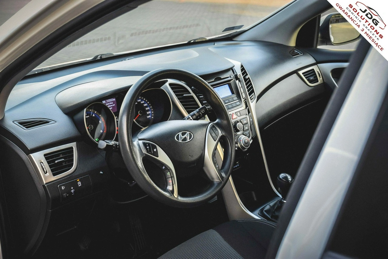 Hyundai i30 - Zdjęcie 17