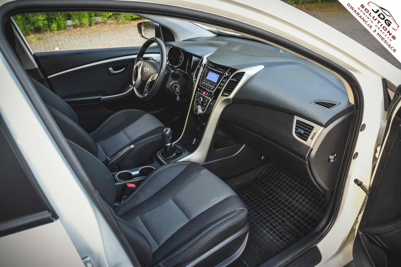 Hyundai i30 - Zdjęcie 29
