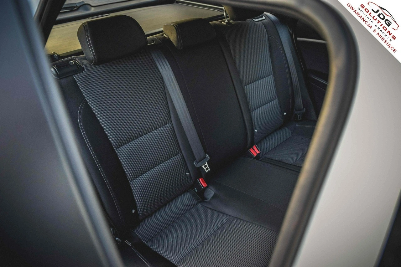Hyundai i30 - Zdjęcie 32