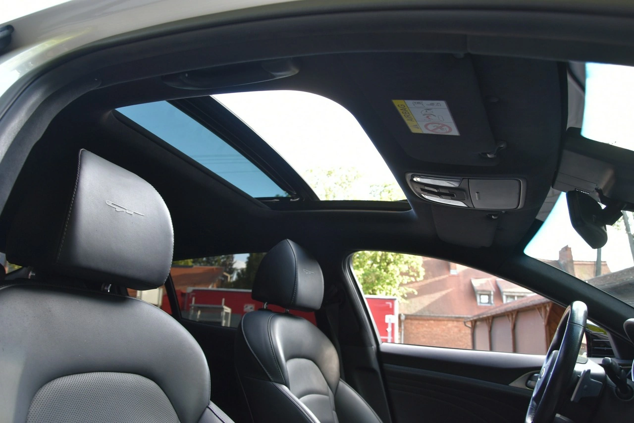 Kia Stinger - Zdjęcie 12