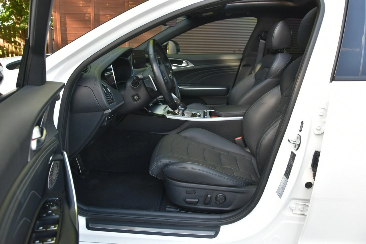 Kia Stinger - Zdjęcie 16