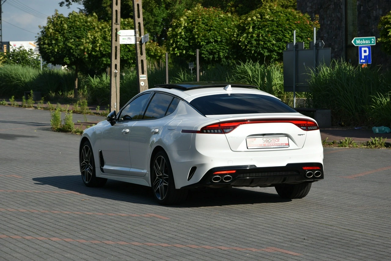 Kia Stinger - Zdjęcie 20