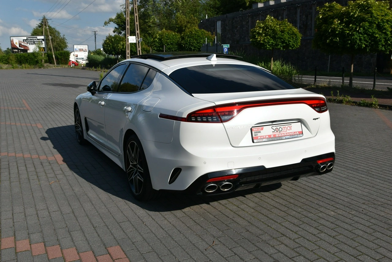 Kia Stinger - Zdjęcie 21