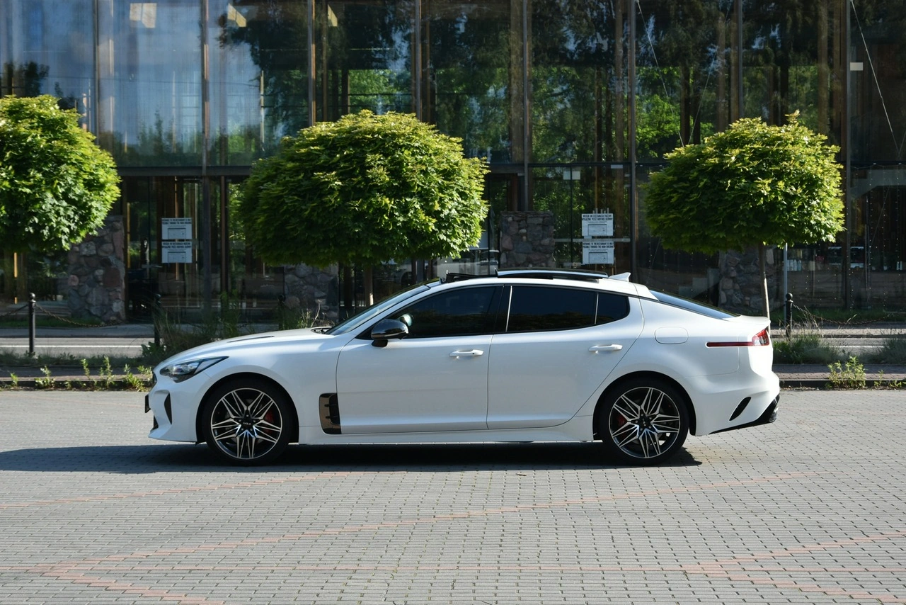 Kia Stinger - Zdjęcie 3