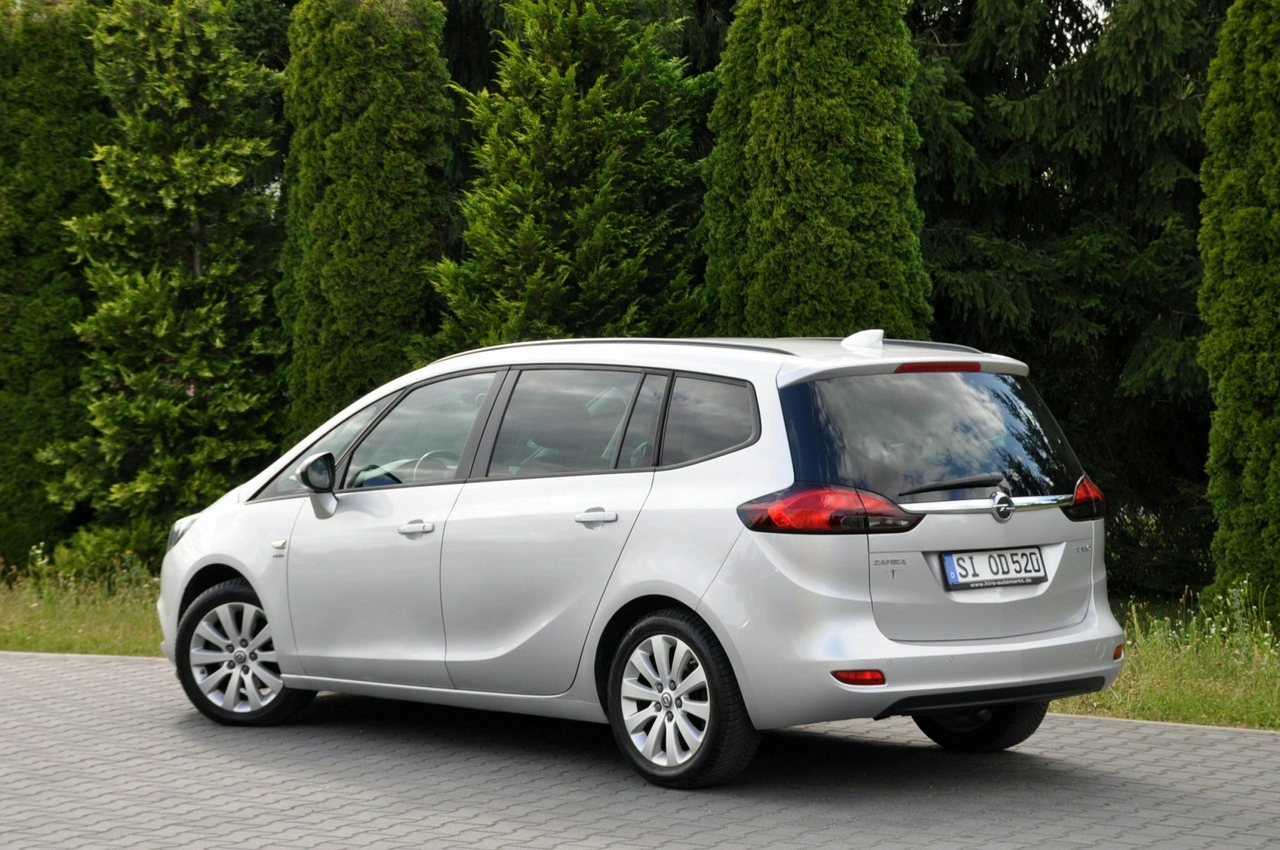 Opel Zafira - Zdjęcie 12