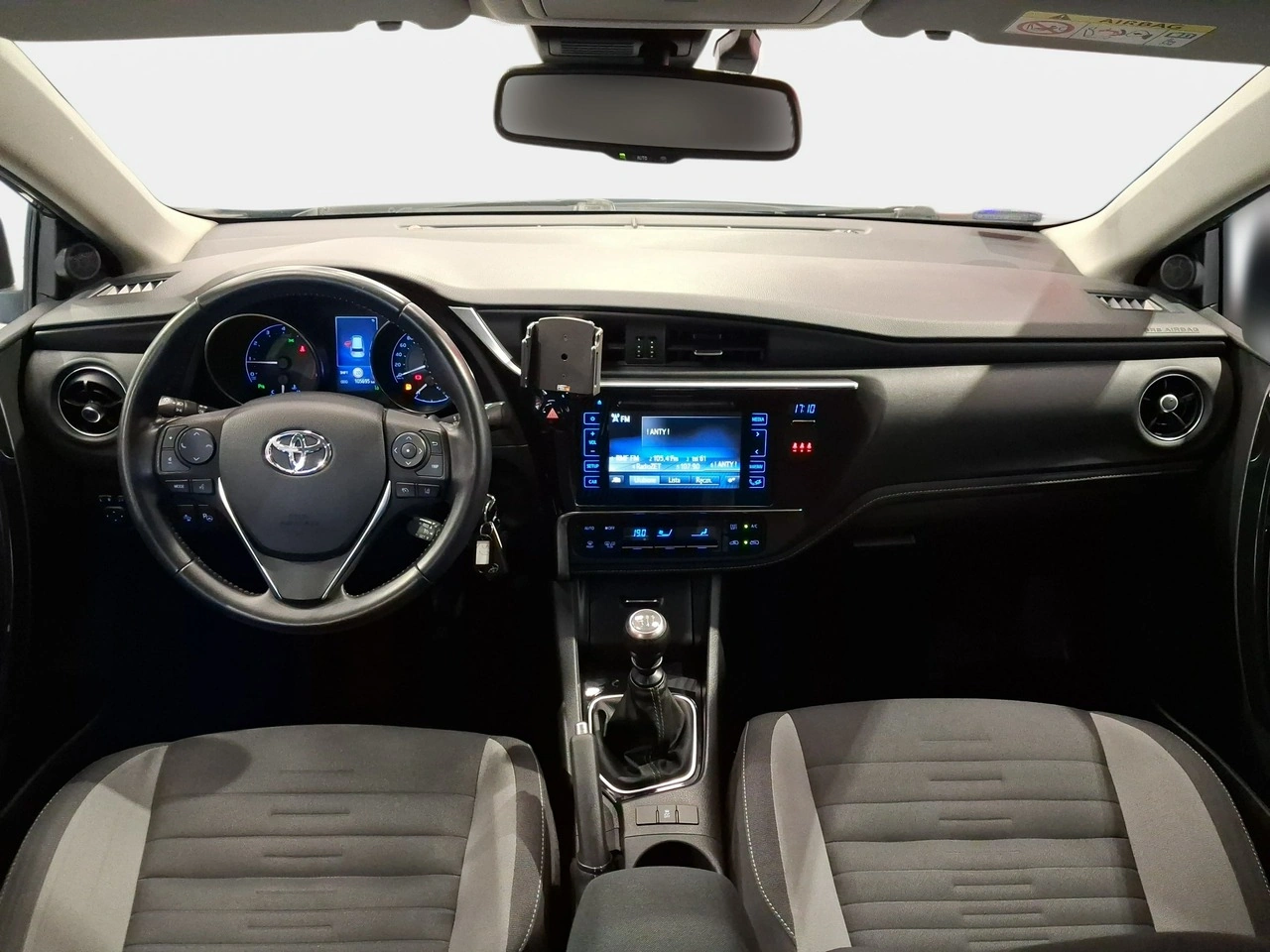 Toyota Auris - Zdjęcie 15
