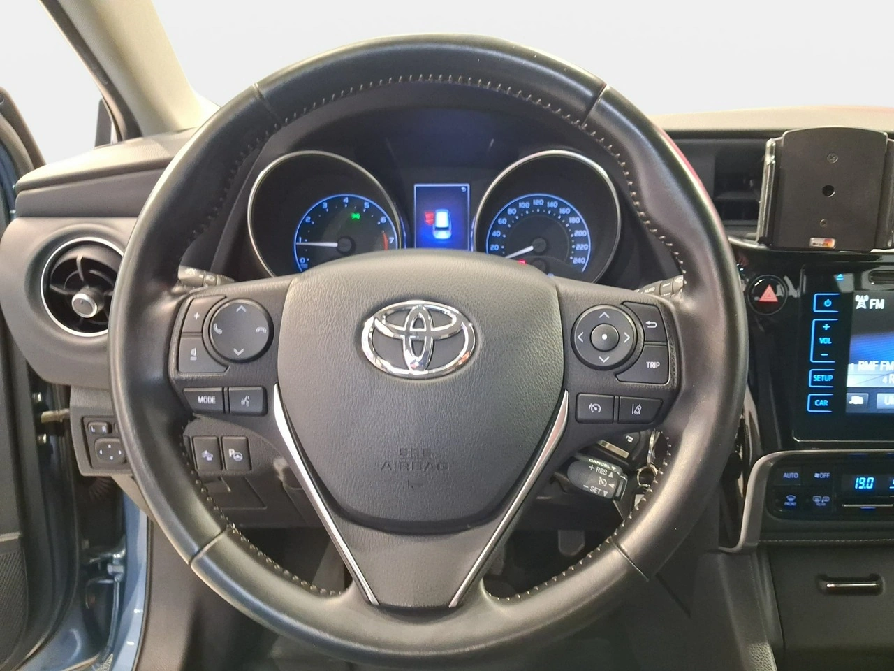 Toyota Auris - Zdjęcie 16