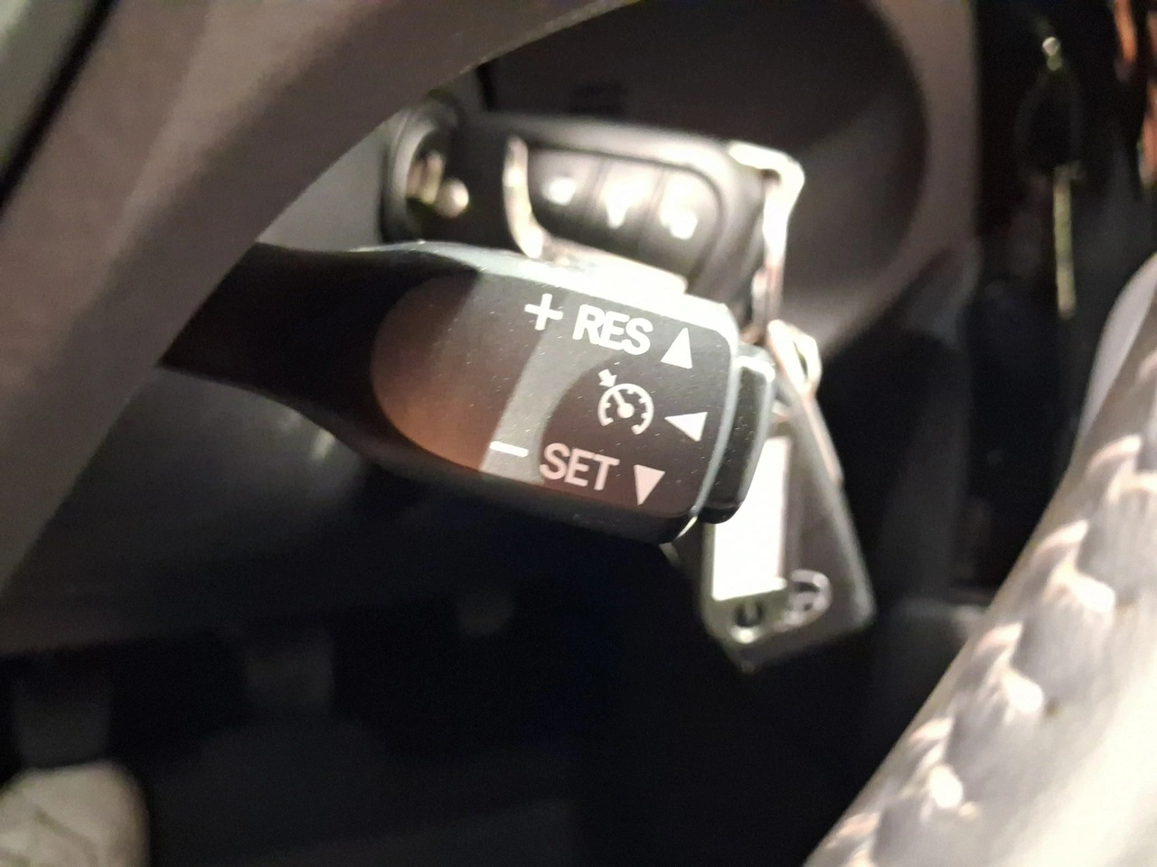 Toyota Auris - Zdjęcie 19
