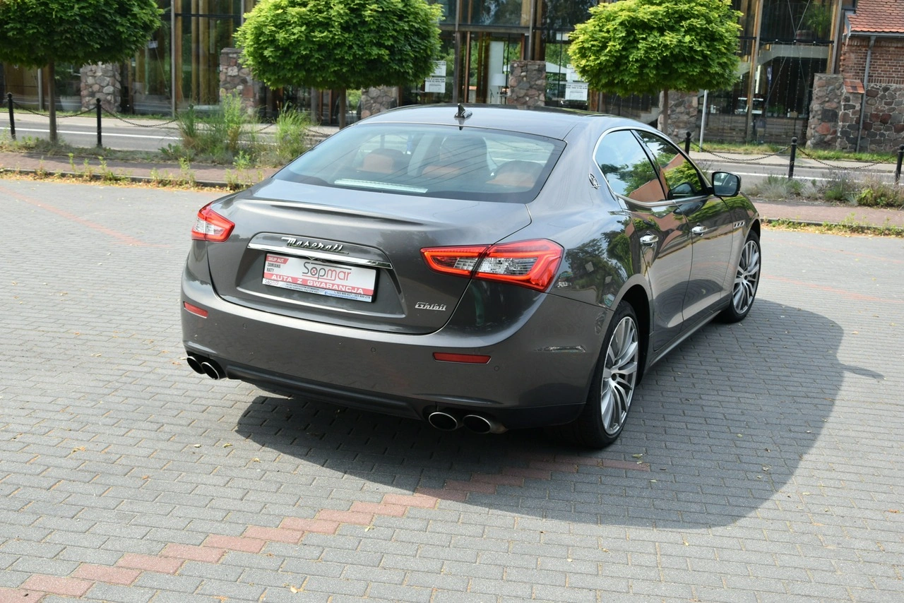 Maserati Ghibli - Zdjęcie 18