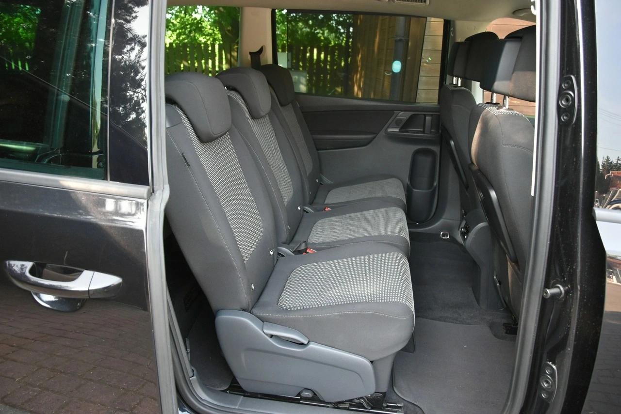 Seat Alhambra - Zdjęcie 13