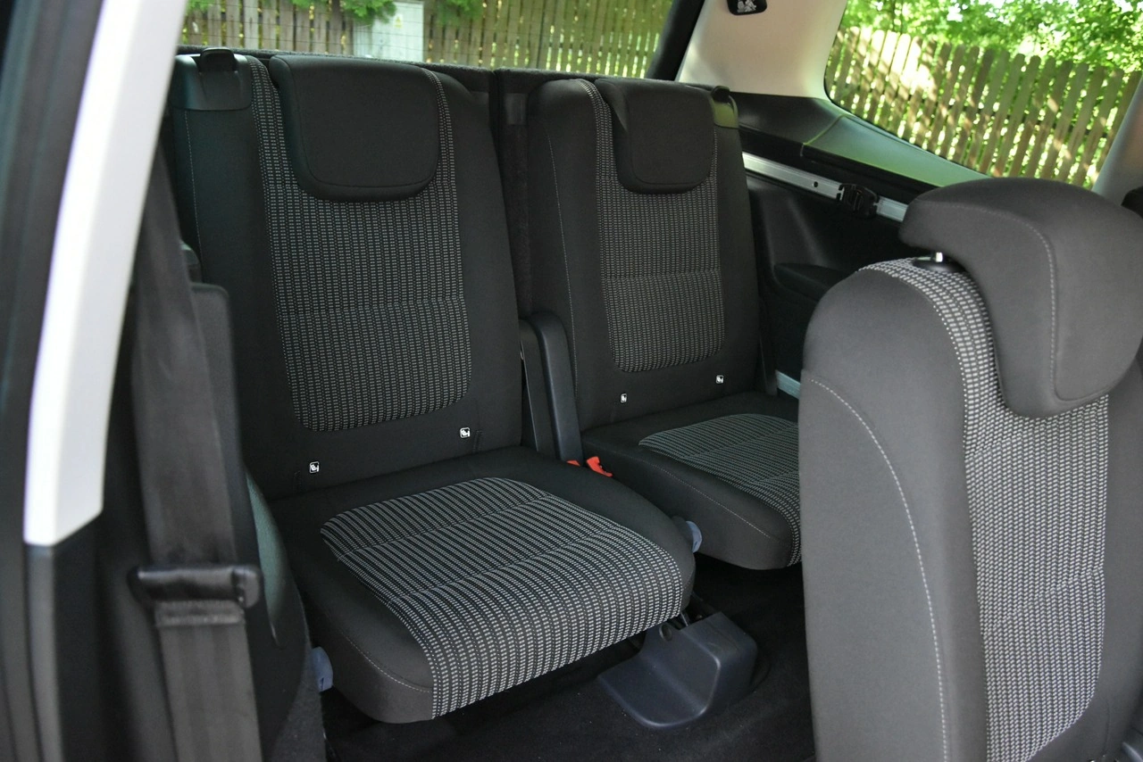Seat Alhambra - Zdjęcie 14
